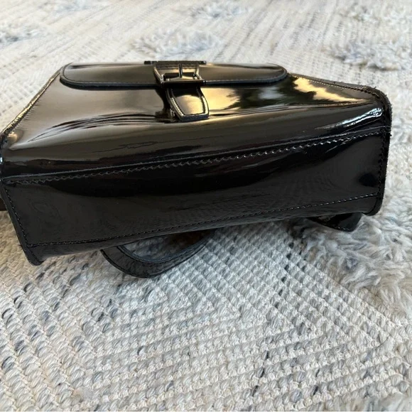 Dr Martens - Picture 4 of 12